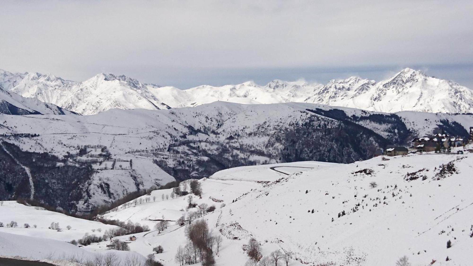 Le Cosy Pyrenees Pied De Pistes Serias Apartment Germ Bagian luar foto